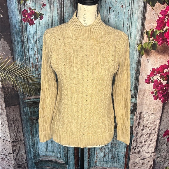 JEANNE PIERRE Sweaters - Jeanne Pierre oatmeal cable knit mock turtleneck sweater, size small, GUC